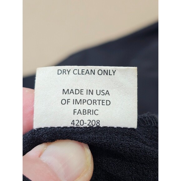 SARA CAMPBELL Women's‎ 12 Black V-Neck Short Sleeve Tie Waist Jumpsuit Romper - Picture 10 of 10